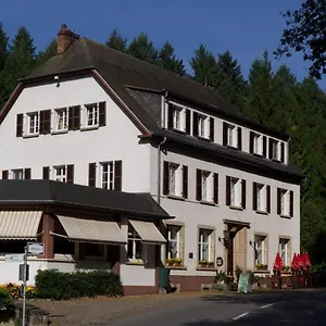 De La Vallee Hotel