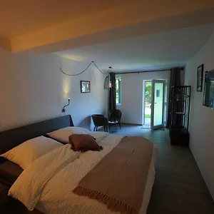 Alferweiher Bed & Breakfast