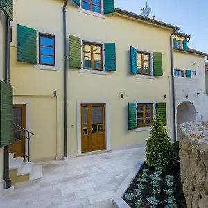 Hostel Dvor Split